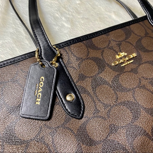 |Coach| Central Tote Bag in Brown Signature Canvas - Picture 2 of 10